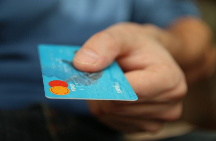 Gå ikke shop-amok uden at have styr på dine kreditkort kreditkortet